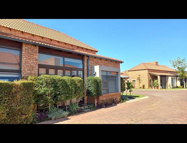 2 BEDROOM PROPERTY TO RENT IN EQUESTRIA